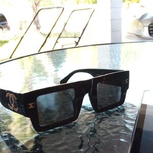 CHANEL Black Rectangular Sunglasses Unisex